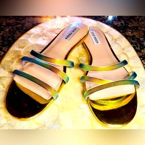 Classic Golden Summer Sol Summer Day Trip Love Steve Madden Crystalize Sandal 10